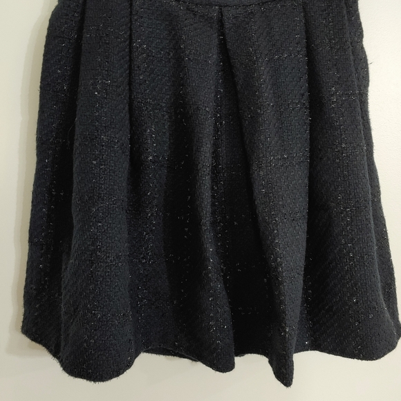 Dark navy pleated skirt - Picture 1 of 2